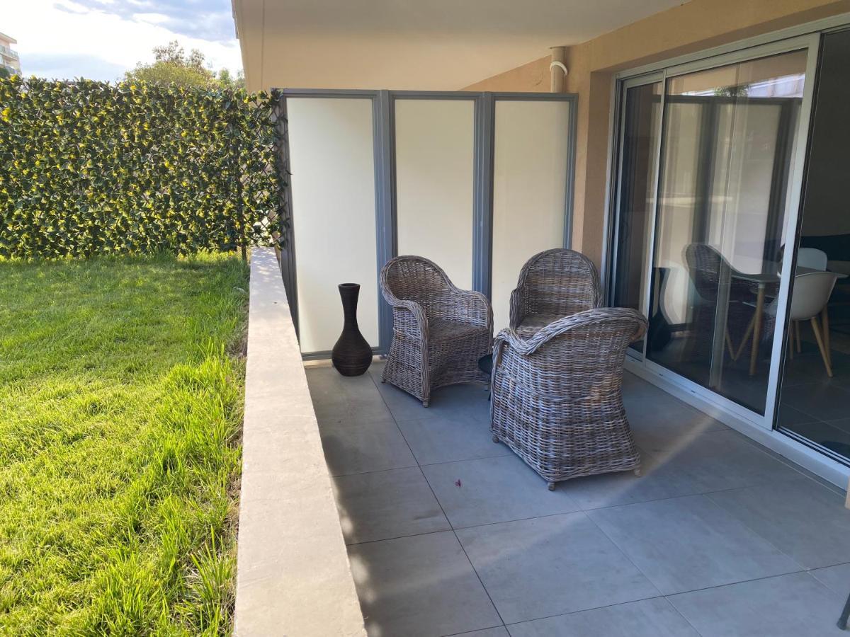 Fantastic Two-Bedroom Apartment - Le Jardin Des Iles Αντίμπ Εξωτερικό φωτογραφία